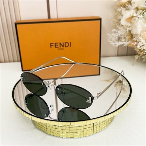 Fendi sunglass-324